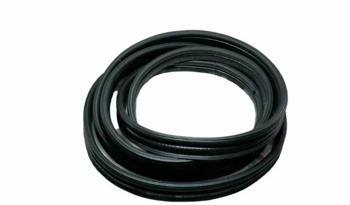 Rira&noa　0906 OEM '21+ Nissan Rogue Lower Door Partition Seal - RH