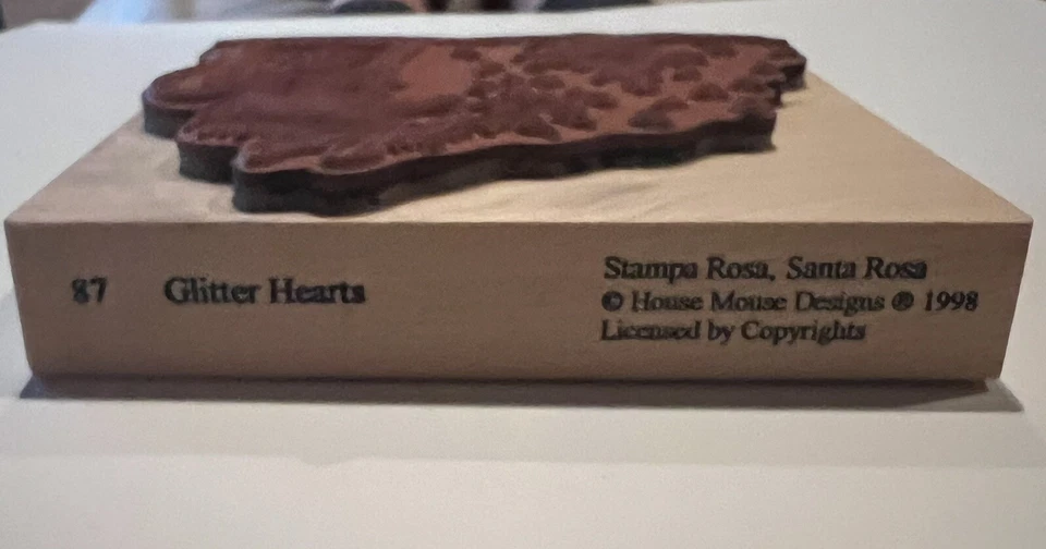 Stampa Rosa 87 Glitter Hearts House Mouse Retired - Image 3 of 3