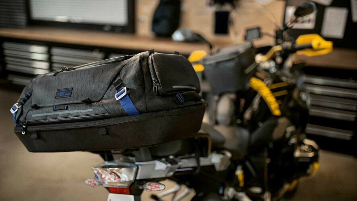 4112002 BMW Motorrad バックパック リュック 大容量 4112002 BMW Motorrad バックパック リュック 大容量 4112002