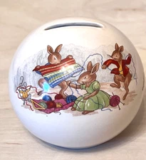 Royal Doulton Bunnykins Commemorative Bank Andrew & Sarah 3 1/2” D