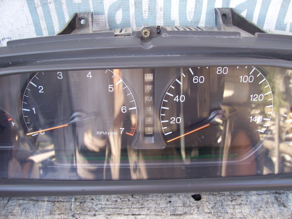 2000-2002 CADILLAC ELDORADO OEM INSTRUMENT SPEEDOMETER CLUSTER 12200796 - Image 4 of 4