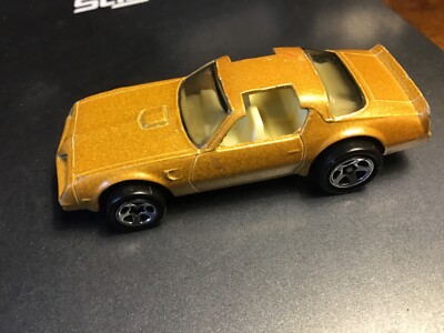 Hot Wheels Hot Bird Gold 5SPK Hot Bird Firebird China 1977 Pretty Nice Condition