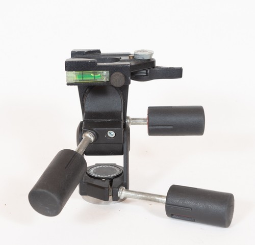 BOGEN Tripod Head Model 3047 With 2 Plates - Picture 2 of 6