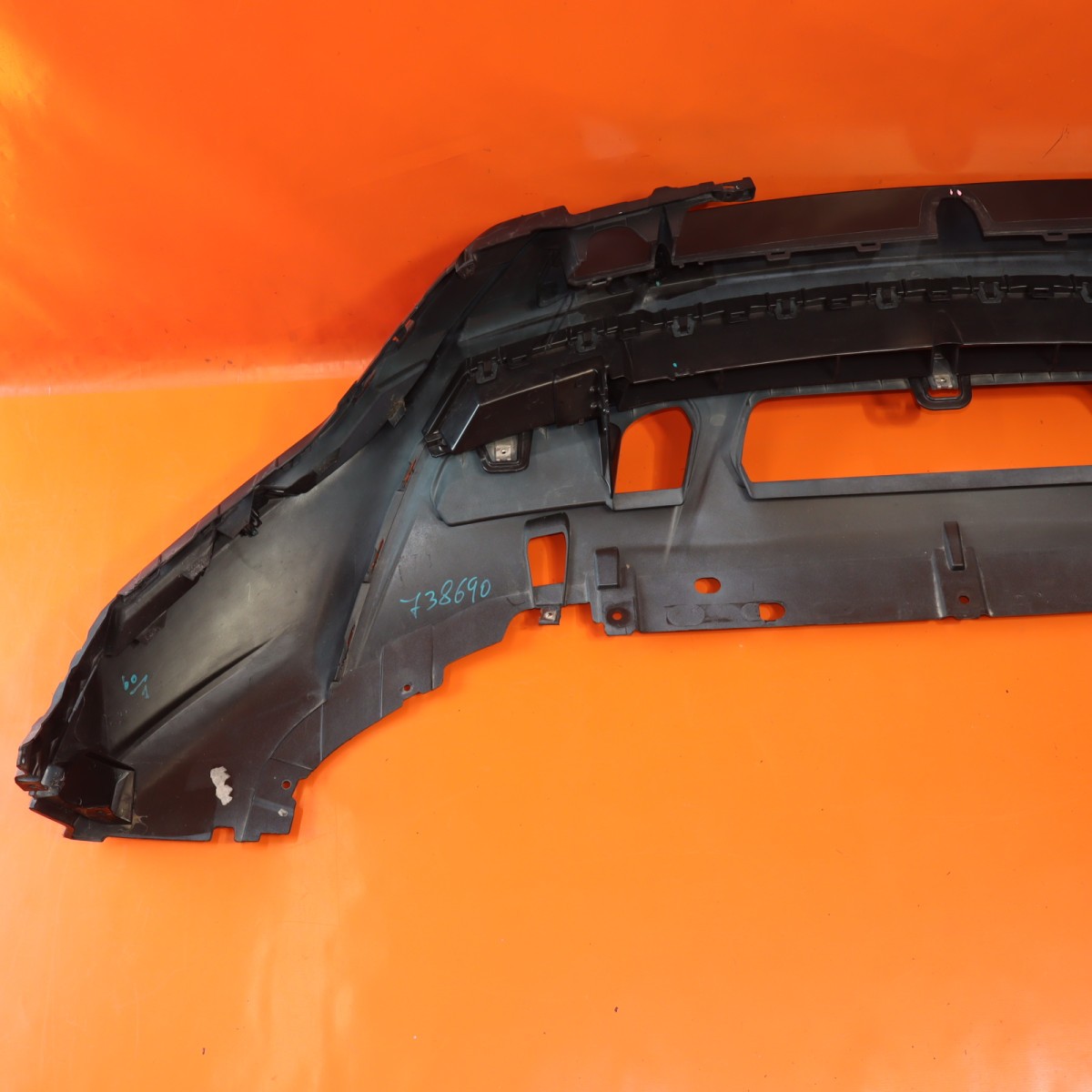 LAMBORGHINI URUS FRONT BUMPER SPOILER 2019 2020 2021 2022 2023 4ML 807 110 A OEM