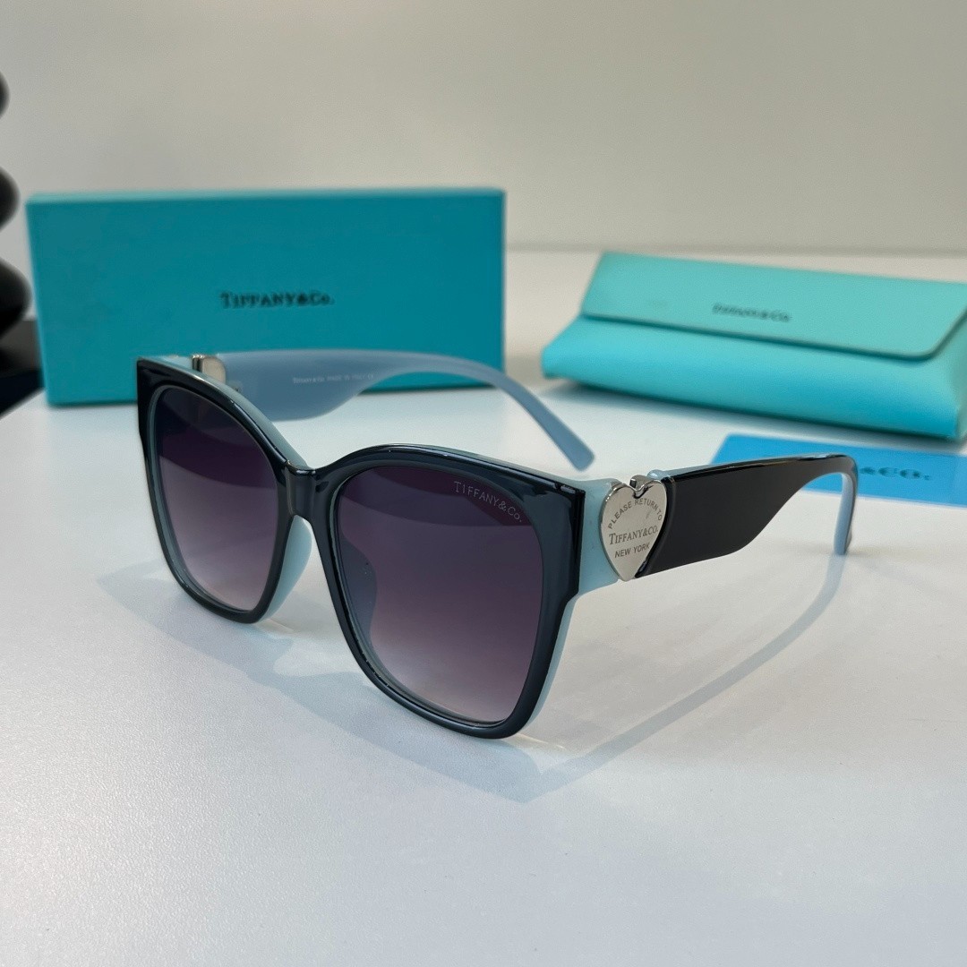 Tiffany & Co TF4216  Women's Sunglasses Lens Size 58-17-135mm - With New Case