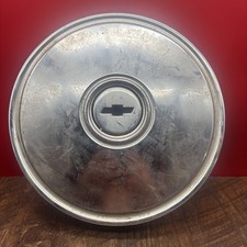 Vintage Chevy Dog Dish Wbowtie Center Cap Hubcaps Measure 9.25 Vintage Chevy Dog Dish Wbowtie Center Cap Hubcaps Measure 9.25