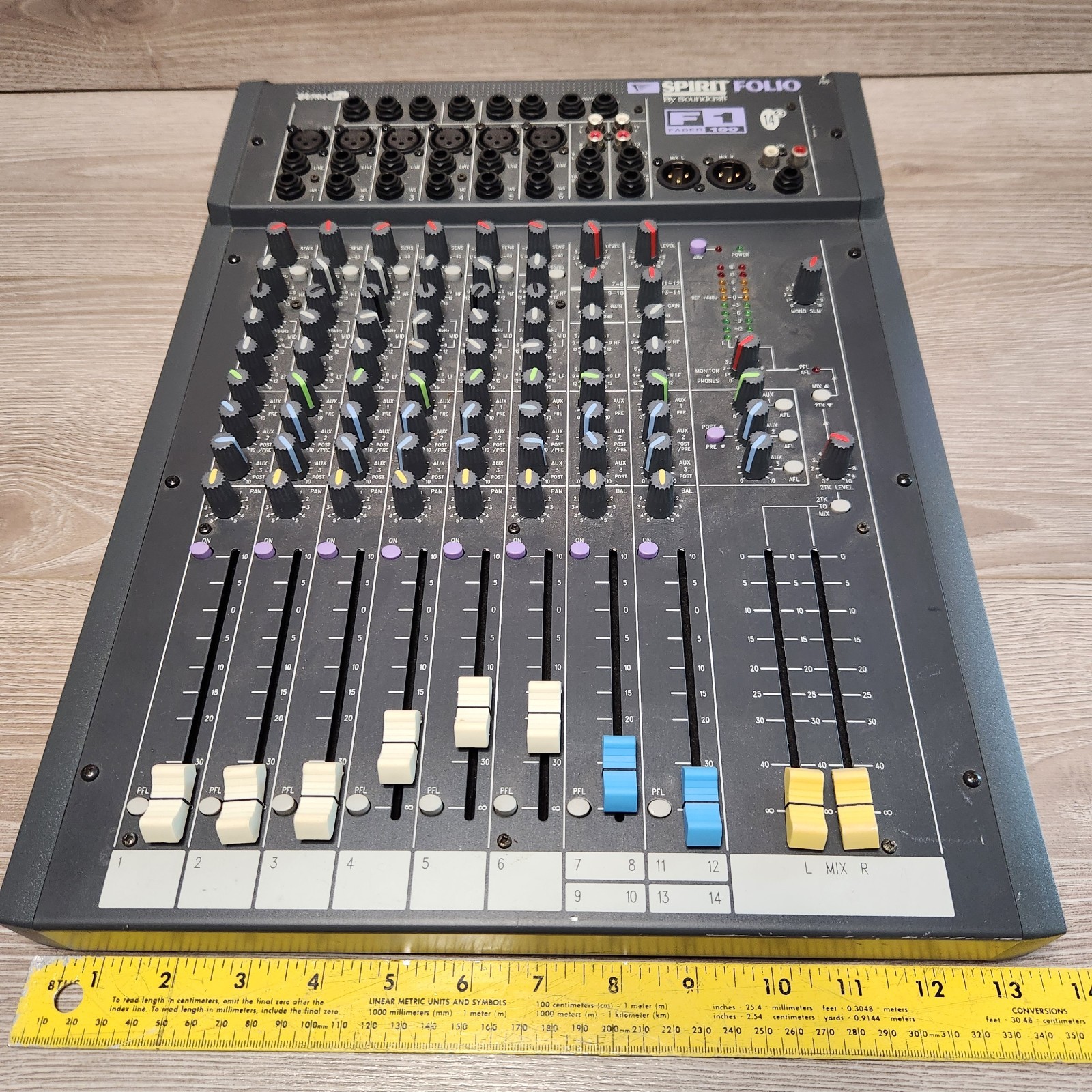 SPIRIT FOLIO by Soundcraft 12 Channels 8 Inputs BUS MIXER Fader 100 14/2
