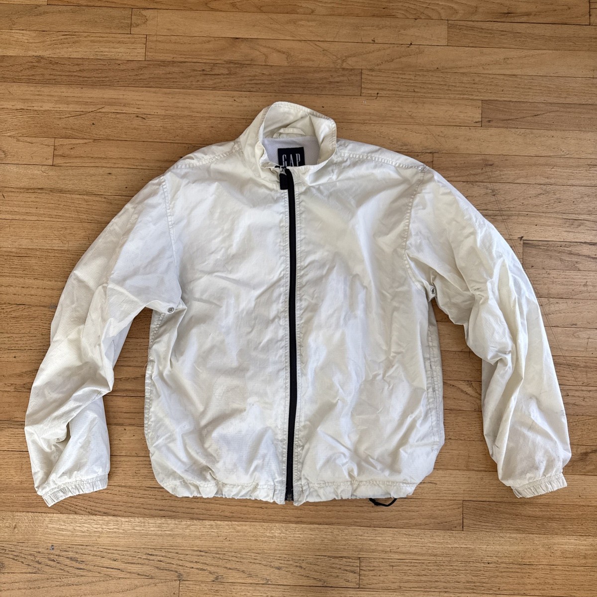 Vintage 90s Gap Nylon Full Zip Jacket Size Medium Cream Vintage 90s Gap Nylon Full Zip Jacket Size Medium Cream
