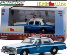 Greenlight Chevrolet Caprice Wilmette Illinois Police 1986 Home Alone 1:43 86585