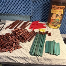 Lincoln Logs #893 Complete Play Set.
