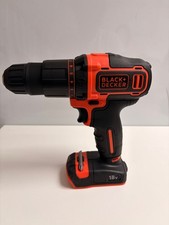 Taladro percutor inalámbrico BlackDecker 18V solamente