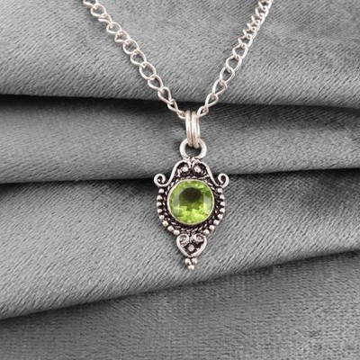 August Birth Peridot Anhänger, 925 Silber, grün rund, 1 Edelstein, Lünette