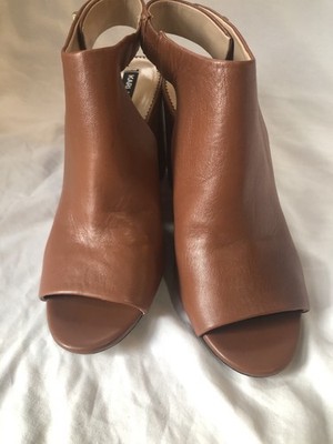 Karl Lagerfeld Paris Brown Leather Wedge Sandals Women s 9M Open Toe Ankle Strap