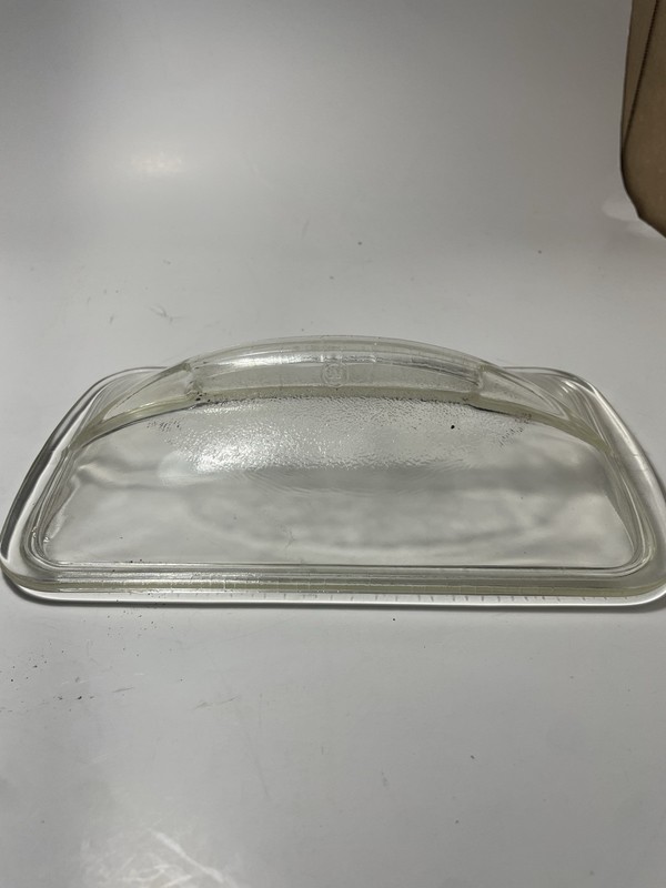 Glass Lid With A W