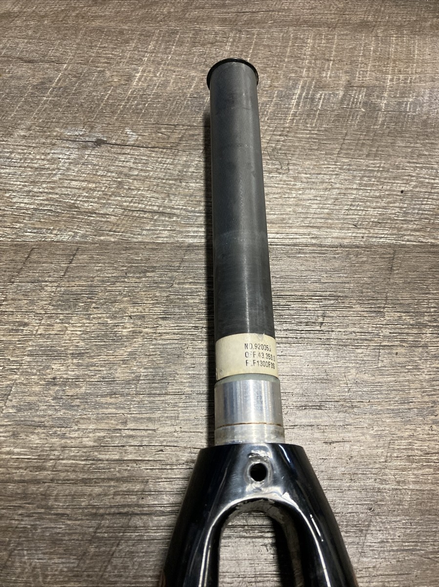 Easton EC70 Carbon Road Bike Fork Threadless 1 1/8 Easton EC70 Carbon Road Bike Fork Threadless 1 1/8