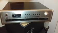 Vintage Hi-End Tuner Accuphase T-105