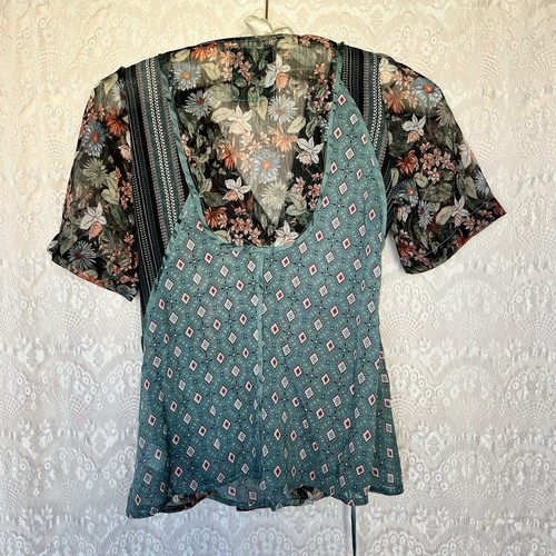 TINY Anthropologie lovely patchwork mixed print wrap blouse XS NWOT $118 - Picture 6 of 14