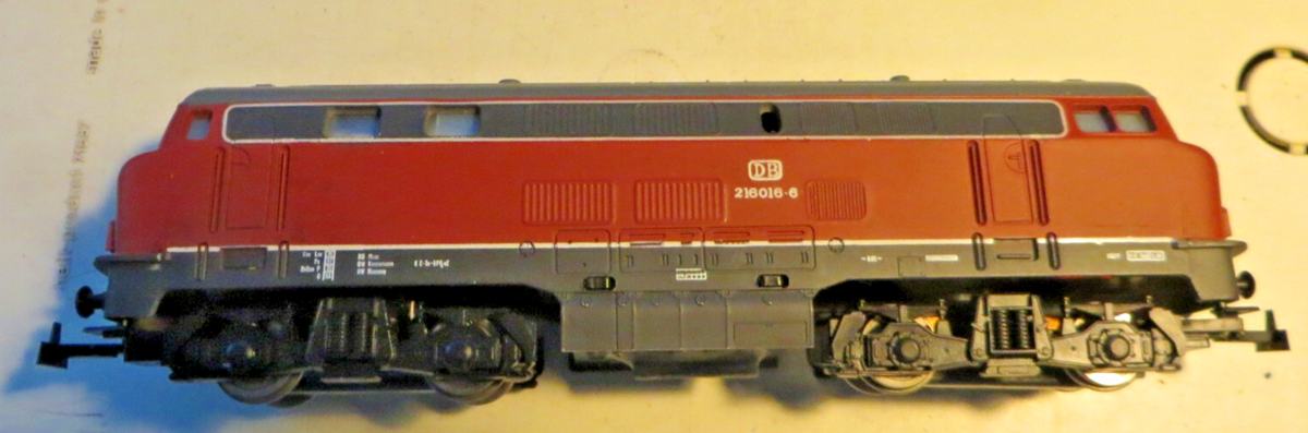 Mehano, RSO H0 - Locomotive diesel (1) - « Lollo » BR 216 - rétro