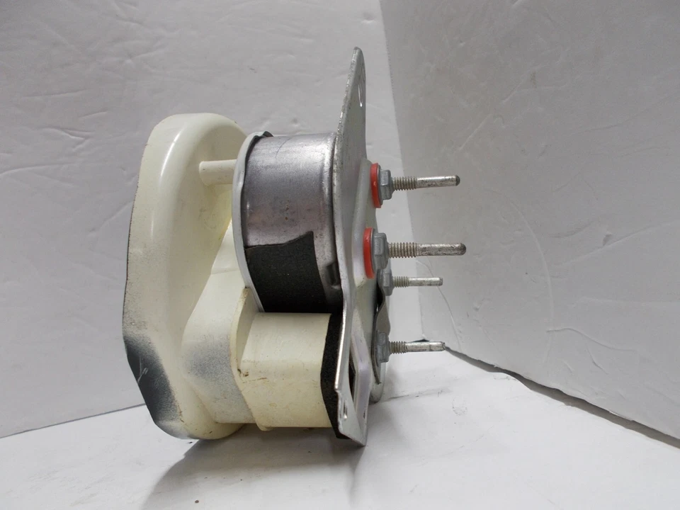 1968 1969 Lincoln Continental Mark III Alt / Temperature Gaugees 68 69 70 71  - Image 4 of 4