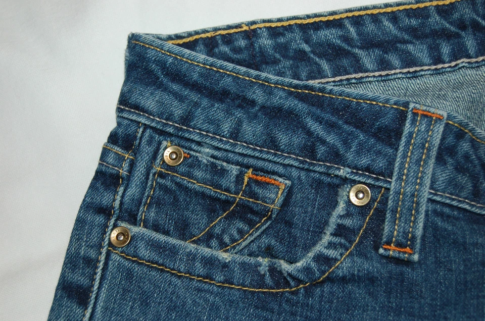 Pantalones de mezclilla para mujer Kasil talla 25 con estampado de bota hechos en EE. UU. Foto 4 de 4