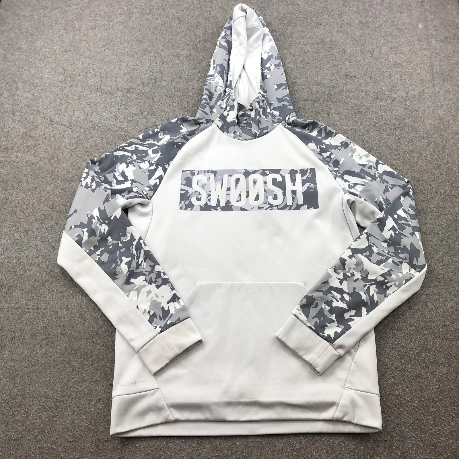 Nike Hoodie Mens Small Therma-Fit Pullover Athletic Camo Swoosh Sweatshirt