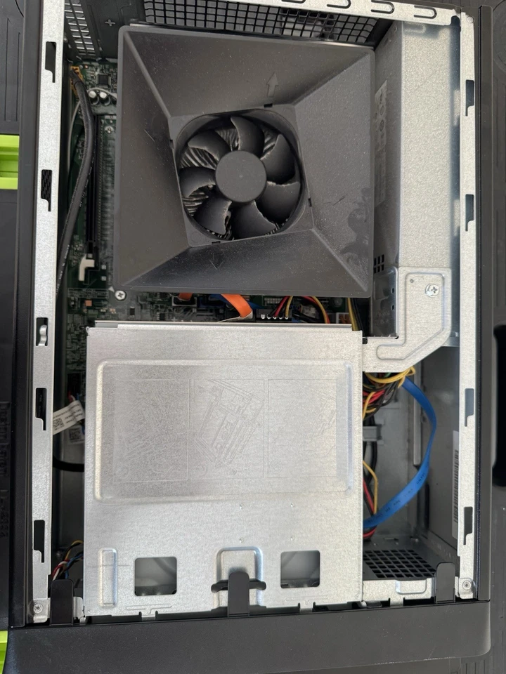 Dell Inspiron 3647 SFF Desktop | Intel Core i3 3.4GHz | 4GB RAM | No HDD - Image 4 of 4