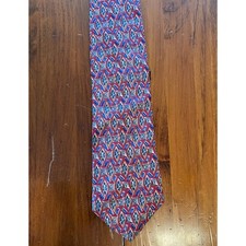 417 by Van Heusen Mens Neck Tie All Silk Made in the USA Red Blue Geometric