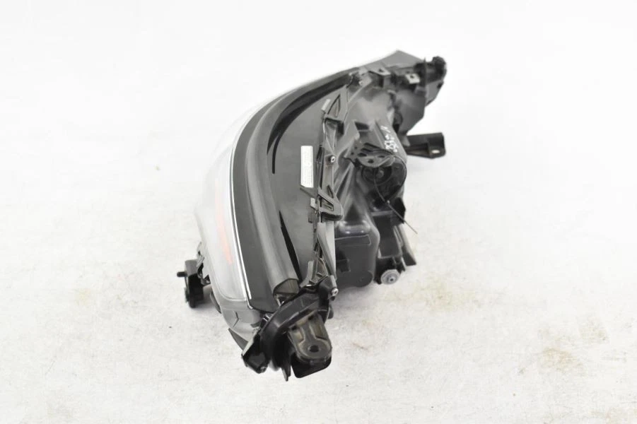 2020 Toyota Highlander Driver Headlight Assembly LED Scratched Lens Used - Image 4 of 4