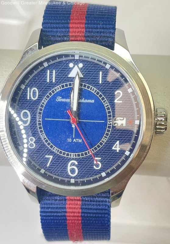 Tommy Bahama Silver Tone Calendar Watch 70.9g