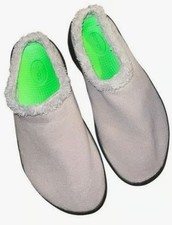 Oofos Men's Oocoozie Sherpa Recovery Slippers Gray 9