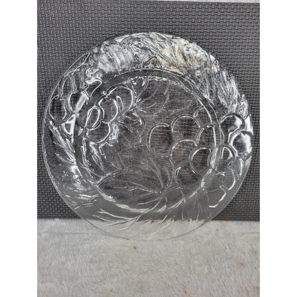5 Vintage Glass Embossed Grape Cluster Clear Dinner Plates KIG Indonesia 10 3/8” - Image 3 of 4