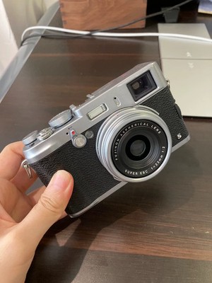 FUJIFILM Fuji X100S 16.3MP Compact Digital Camera English Silver