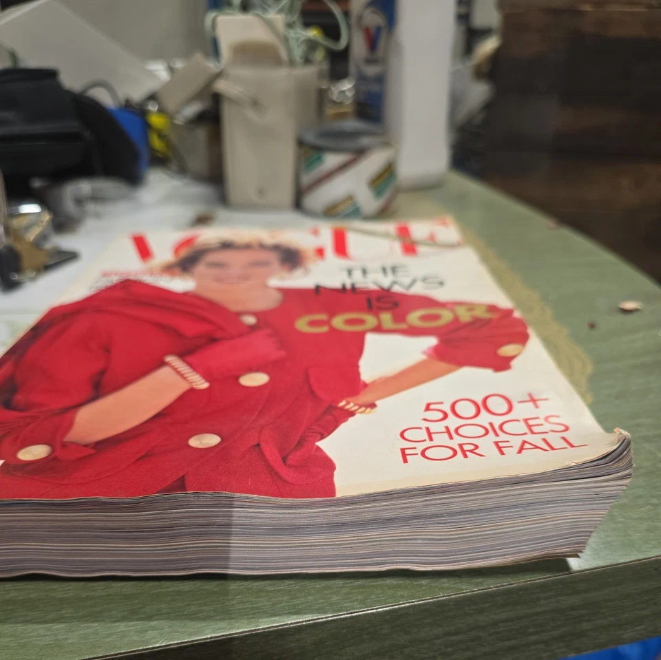 Vogue Magazine September 1990 Tatjana Patitz Cover US ~ 90s Fashion Styles — 第 2/4 张图片