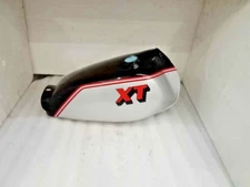 Yamaha XT 250 3Y3 4Y1 Black & Silver Painted Petrol Tank 1980-1990 Fit For)