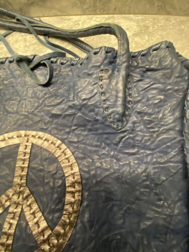 Nuova borsa Carla Mancini blu navy nera punto segno pace morbida pelle di vitello - Foto 6 di 8