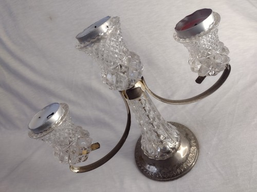 Portacandele tre bracci cristallo taglio vetro e piatto argento 21 cm vintage - Foto 9 di 13