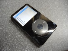 Apple iPod Classic 5th Gen 60GB Black MP3 Player A1136 With case bundle