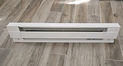 Glen Dimplex Electric Baseboard Heater Model 3F750, 240V, 36'', 750W