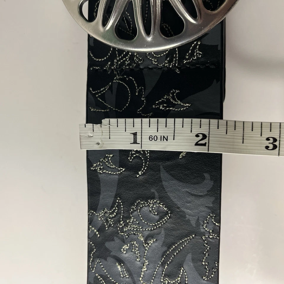 Fivela de cinto vintage Y2k Oakley O Spoke gótico emo skate grunge - feminino tamanho 33 médio - Imagem 4 de 4