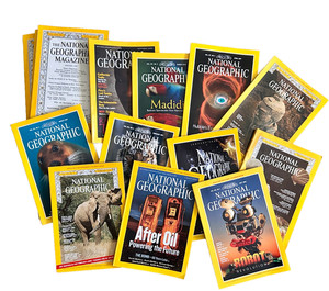 10 National Geographic Magazines Lot 1900-2010 No Dups Junk Journal Art Collage