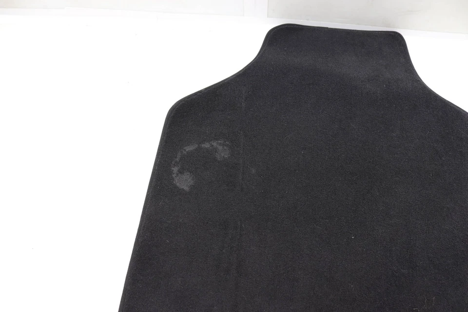 2002-2005 BMW 745LI - REAR Carpet Floor MAT SET 7128123 - Image 2 of 4