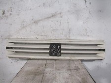 Calandre Peugeot 309