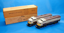 Original 1957 Postwar Lionel 2373 Canadian Pacific F3 Diesel AA Units, C8/OB