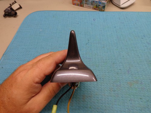 BUICK LACROSSE 11 12 13 GRAY DIGITAL GPS NAVIGATION ONSTAR RADIO ANTENNA - Picture 5 of 8