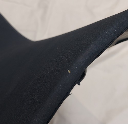 APRILIA TUAREG 660 COMFORT SEAT STANDARD HEIGHT 2S001877 2021-2024 GENUINE - Picture 3 of 8