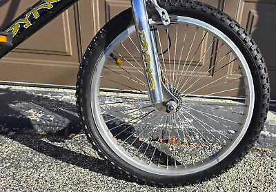 1990s DYNO Zone GT Black Yellow Bronze Mid School BMX 1990s DYNO Zone GT Black Yellow Bronze Mid School BMX