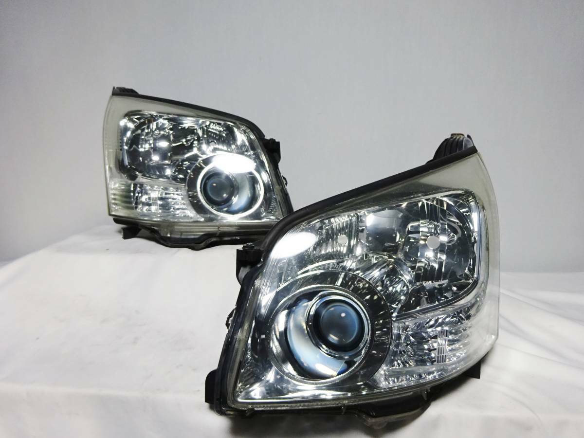 JDM 2008 Toyota Noah ZRR70G ZRR75G HID Headlights Lights Lamps Set