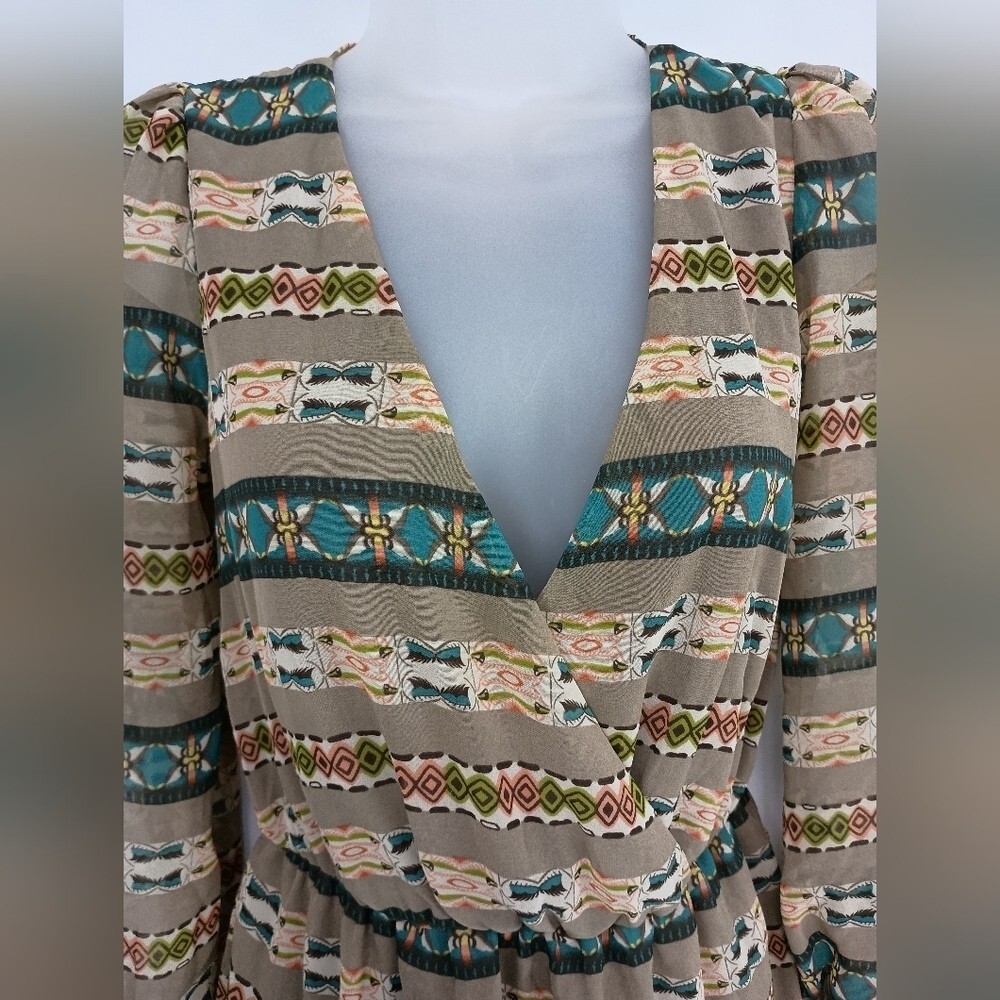 Patterned aztek boho western prepy  PEPPERMINT Mu… - image 3