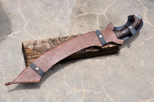 Khopesh-Sekhmet's Claw-19 inches Blade forged Kopis-5160 leaf spring of truck - Picture 9 of 10