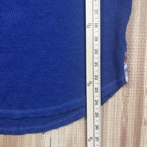 We The Free Free People blau Thermo Regenbogen Trim Langarm Henley Top Medium - Bild 12 von 14